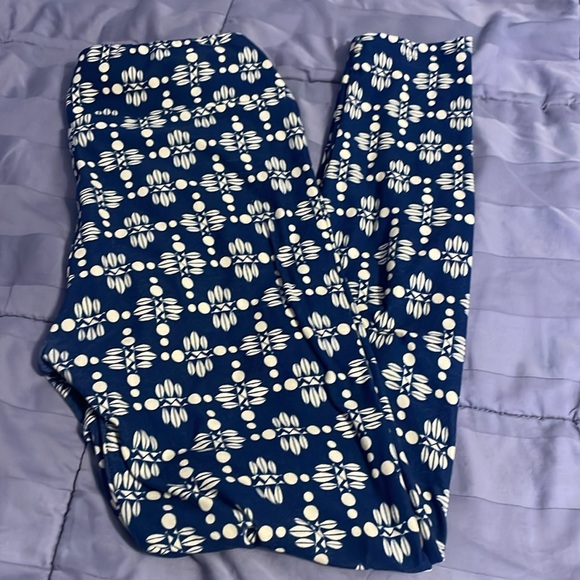 LulaRoe leggings blue and white one size - Picture 2 of 4